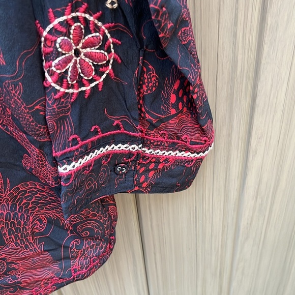 Johnny Was Belina Tunic Large Black Red Silk Embroidered Sequin Blouse Dragon - Picture 7 of 16